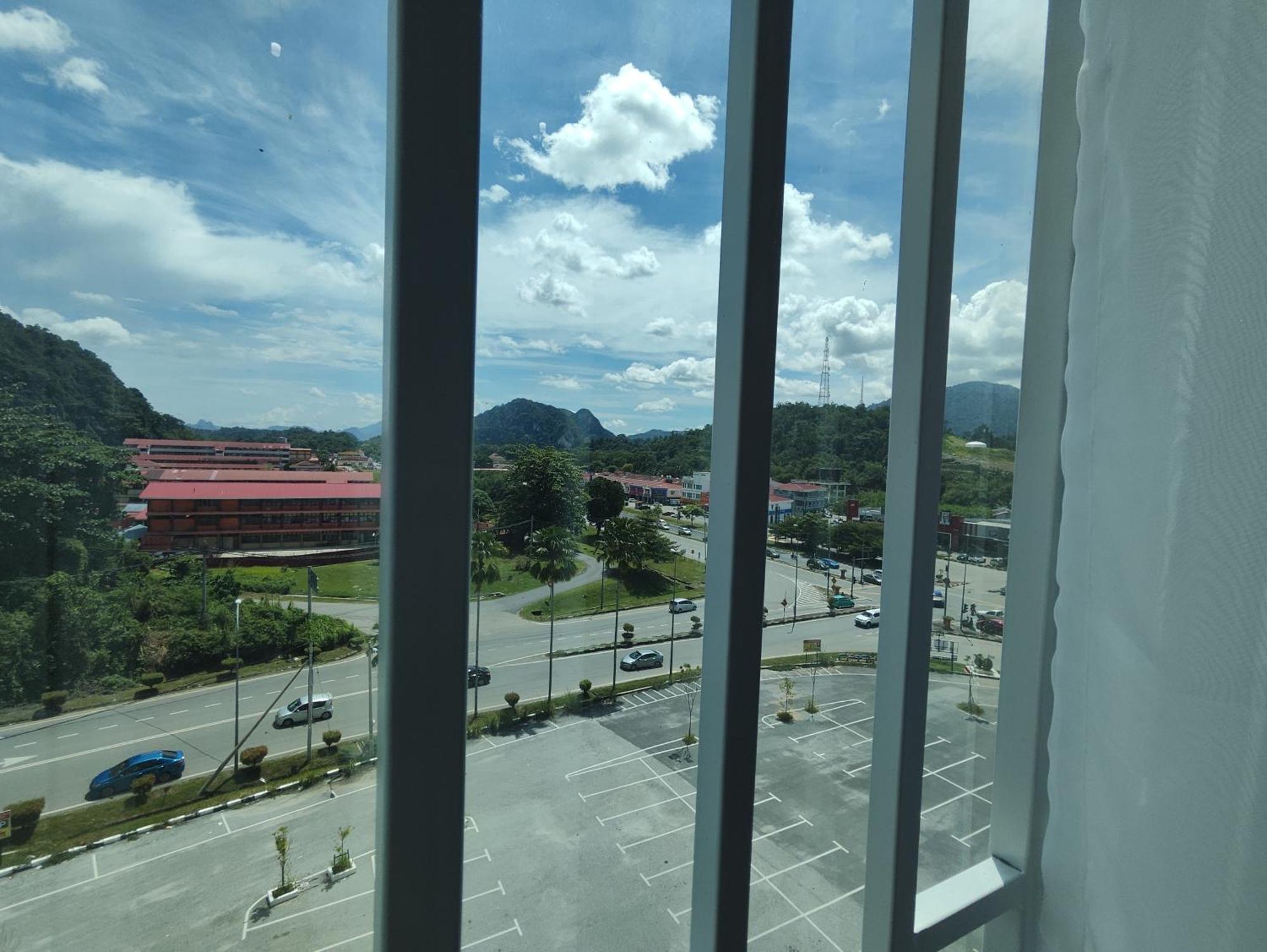 Homestay Studio Apartment Bentara Suite, Kompleks Mutiara Gua Musang Bagian luar foto