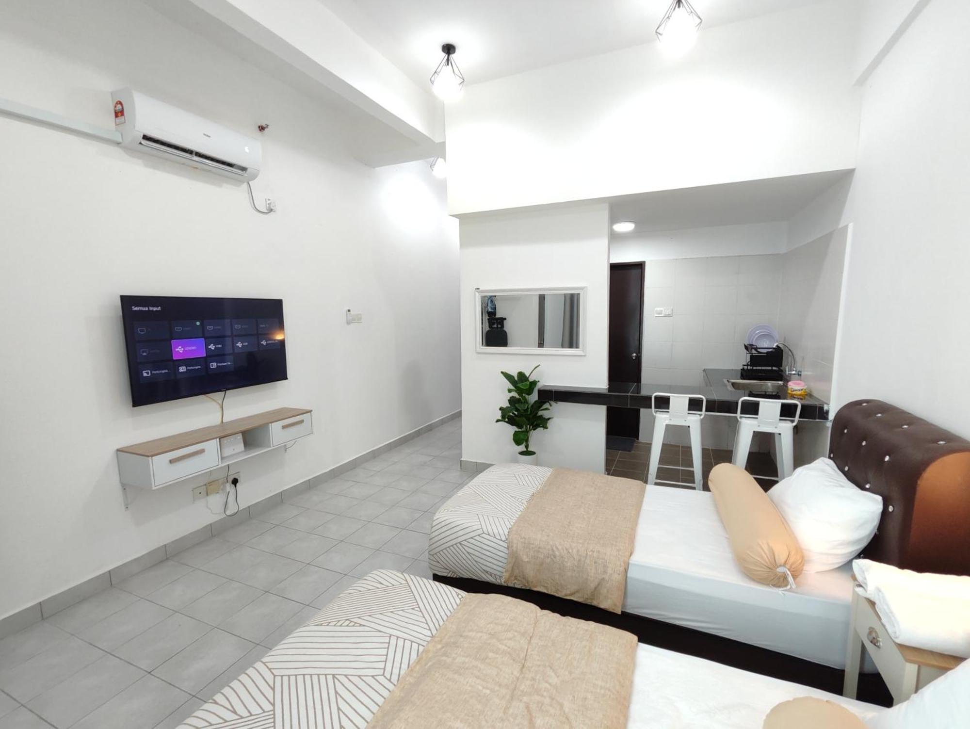 Homestay Studio Apartment Bentara Suite, Kompleks Mutiara Gua Musang Bagian luar foto
